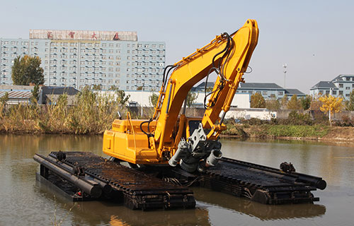 水陸挖掘機(jī),，跨界施工的能手